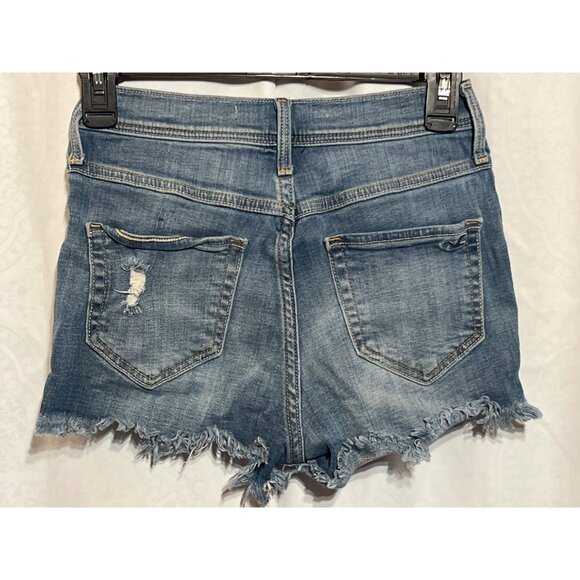 Hollister Womens Distressed Denim Short Shorts Size 0 Medium Wash Frayed Hem Cas - Picture 2 of 7